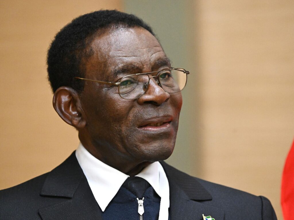 Teodoro Obiang Nguema Mbasogo, président de la Guinée équatoriale, appelle à la mise en place d'un système de paiement indépendant des BRICS pour contrer les embargos et restrictions imposées aux économies du Sud.