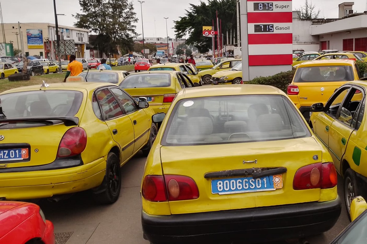 Grève des chauffeurs de taxis communaux à Angré-Cocody : trop de taxes, pas assez de solutions (5)