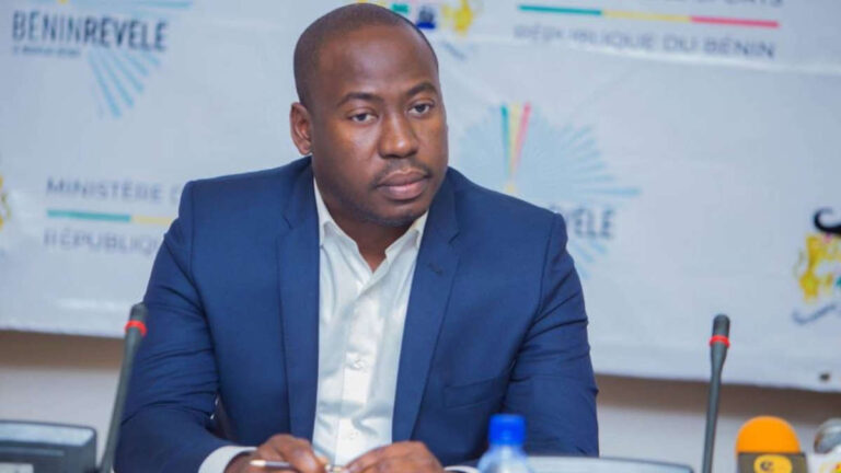 Choc : Arrestation d&rsquo;Oswald Homéky et du Colonel Tévoédjrè pour complot présumé contre le régime (8)